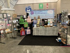 photo of the Fantastic Knickknackery booth
https://www.ariellemilstein.com/